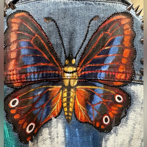 Akira Denim jacket sz MD handpainted butterfly/stripes metal spike studs OOAK - Picture 5 of 15